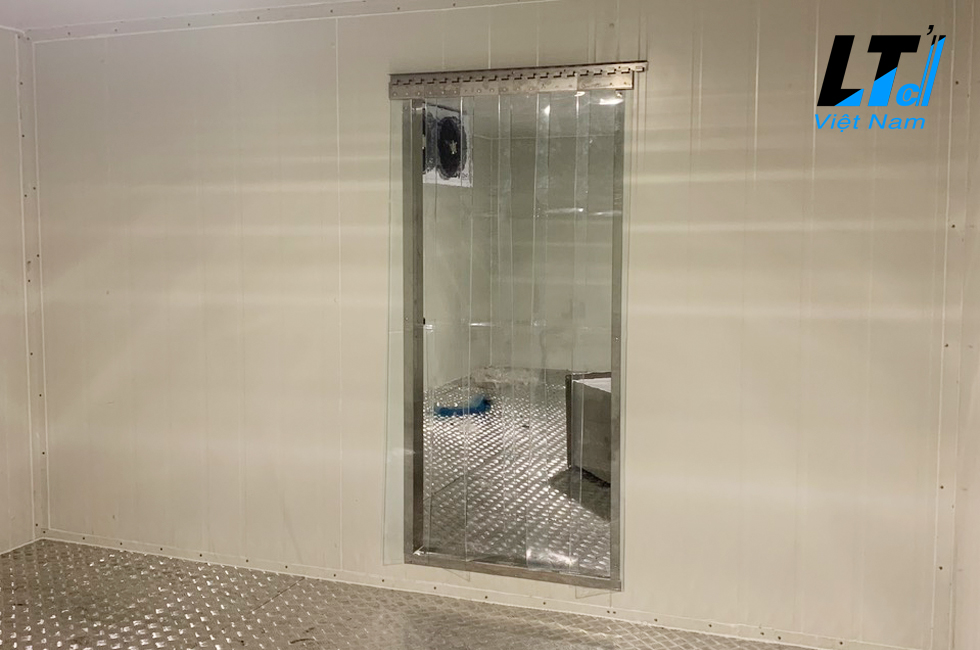 Xuất xứ nguồn gốc của cửa kho bảo quản 